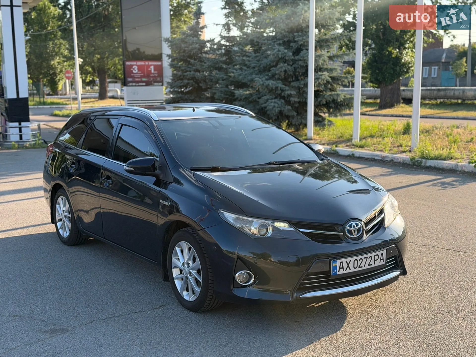 Toyota Auris, 2013