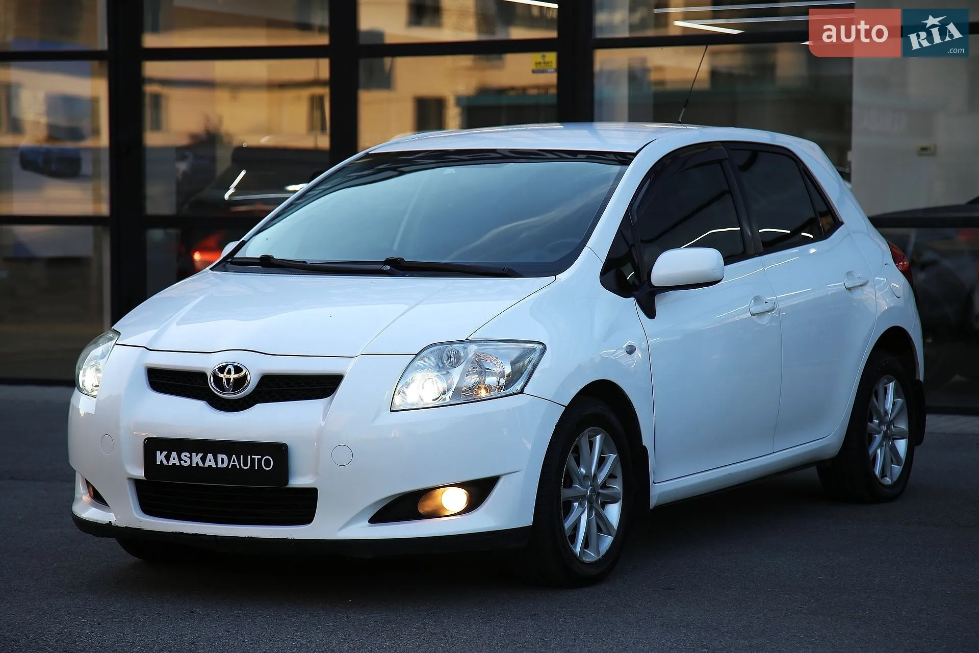 Toyota Auris, 2008
