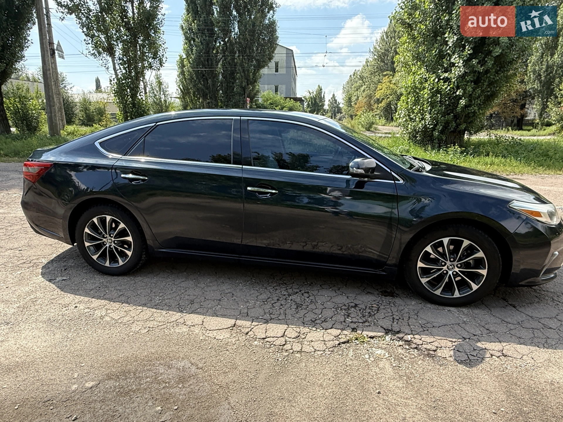 Toyota Avalon, 2015