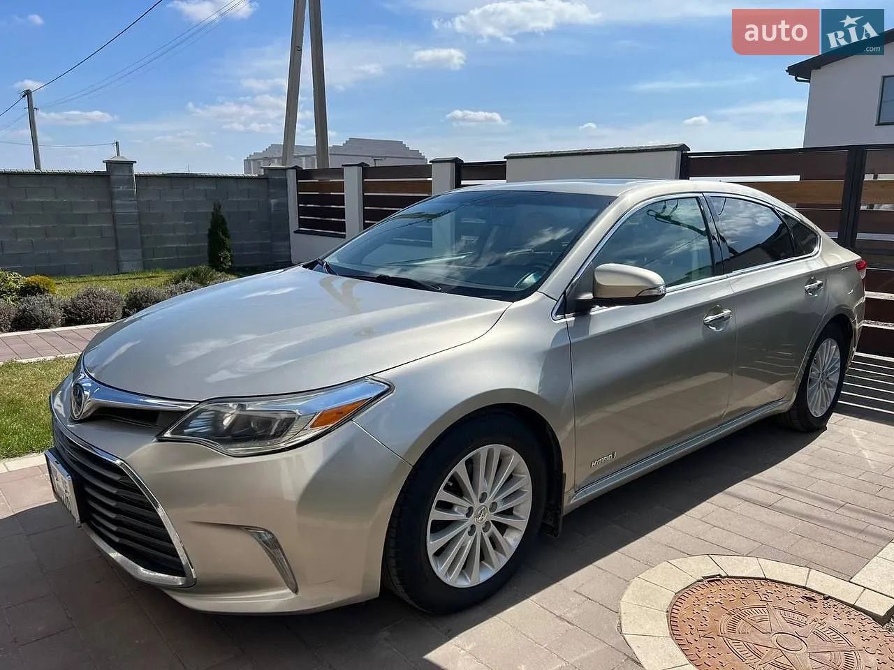 Toyota Avalon, 2015