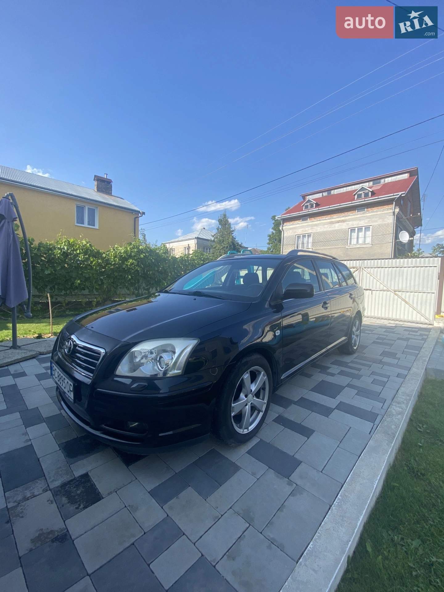 Toyota Avensis, 2005