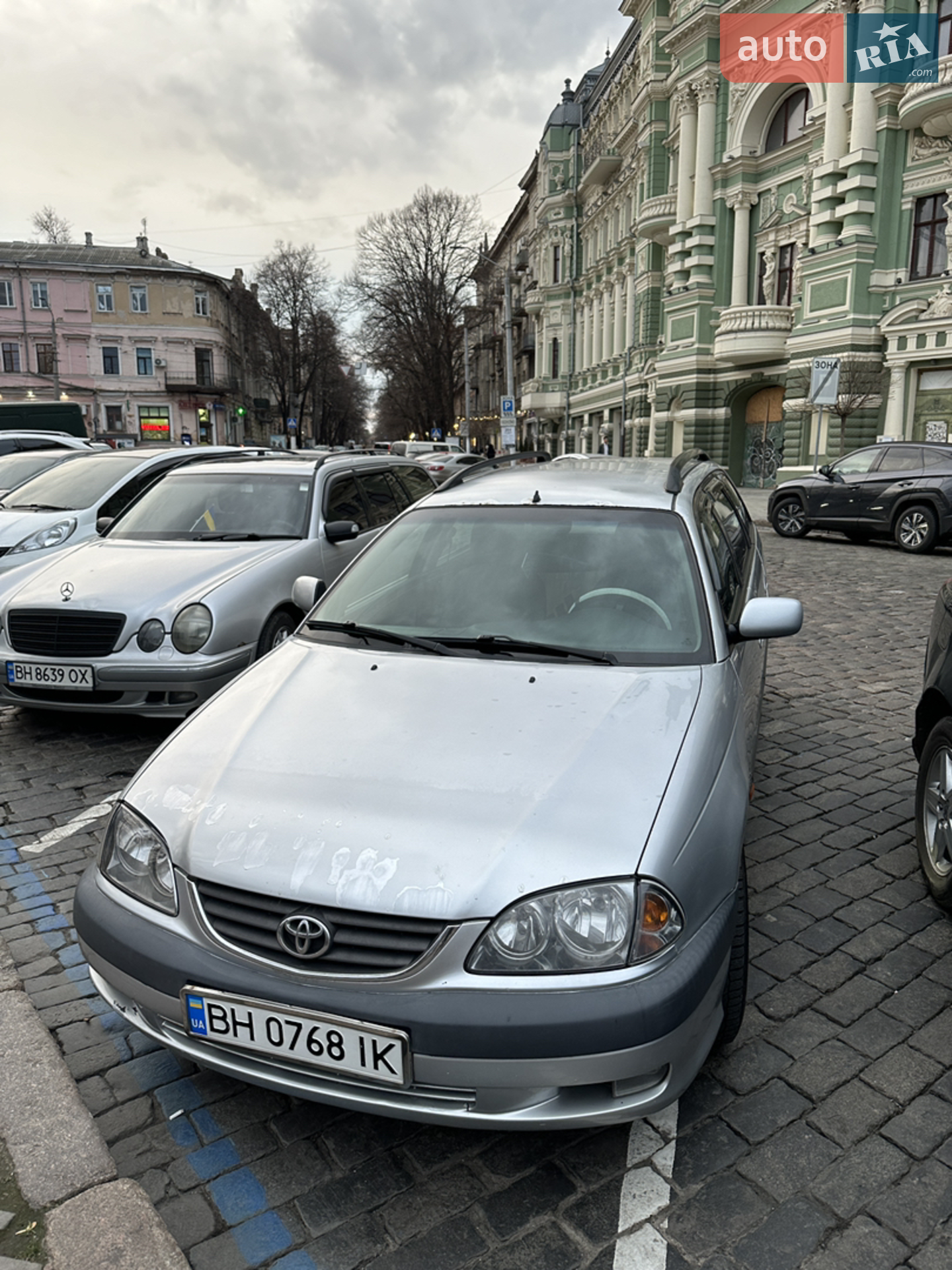 Toyota Avensis, 2000