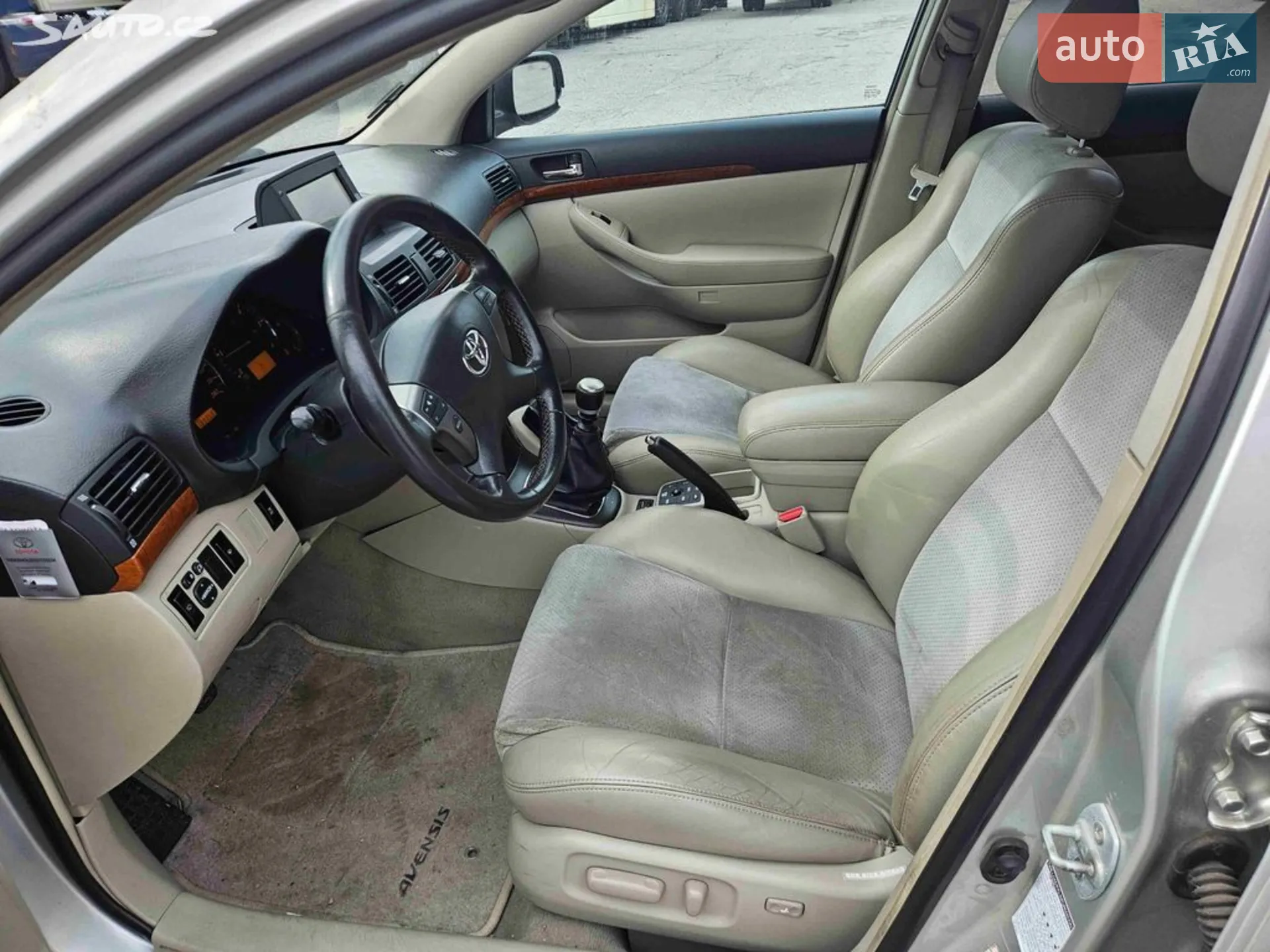 Toyota Avensis, 2006