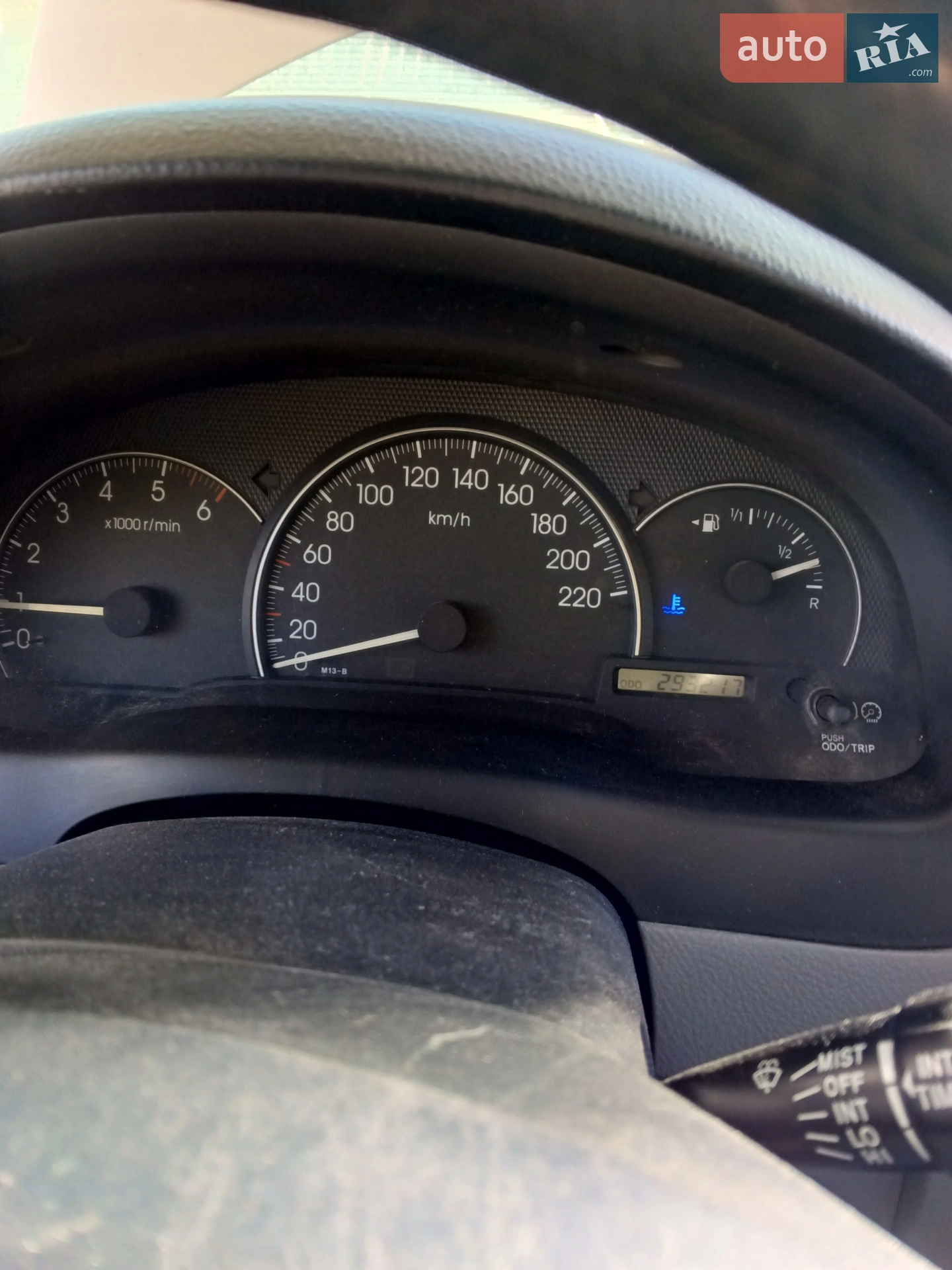 Toyota Avensis, 2002