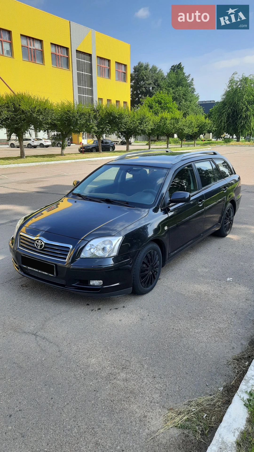 Toyota Avensis, 2004