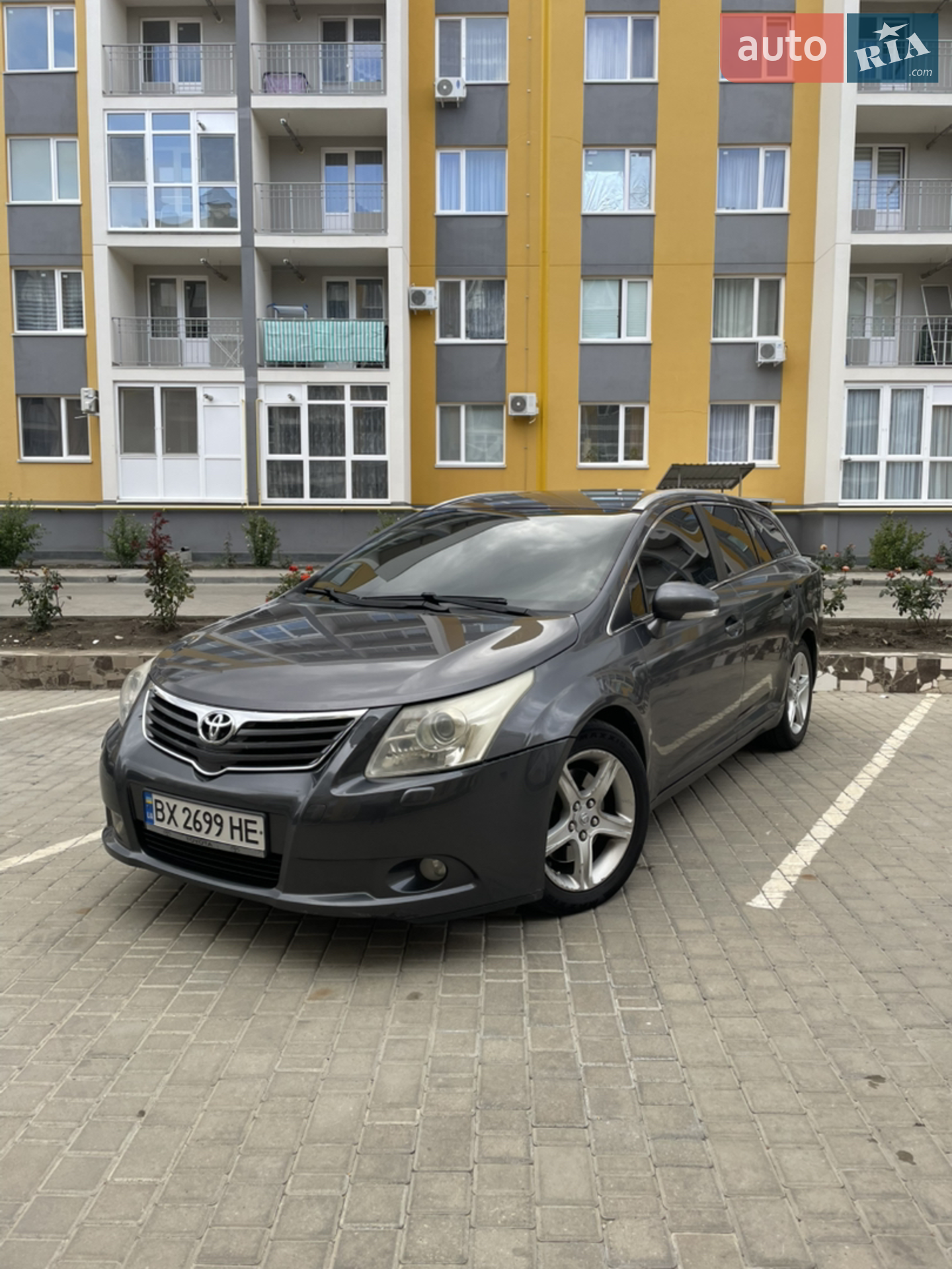Toyota Avensis, 2011