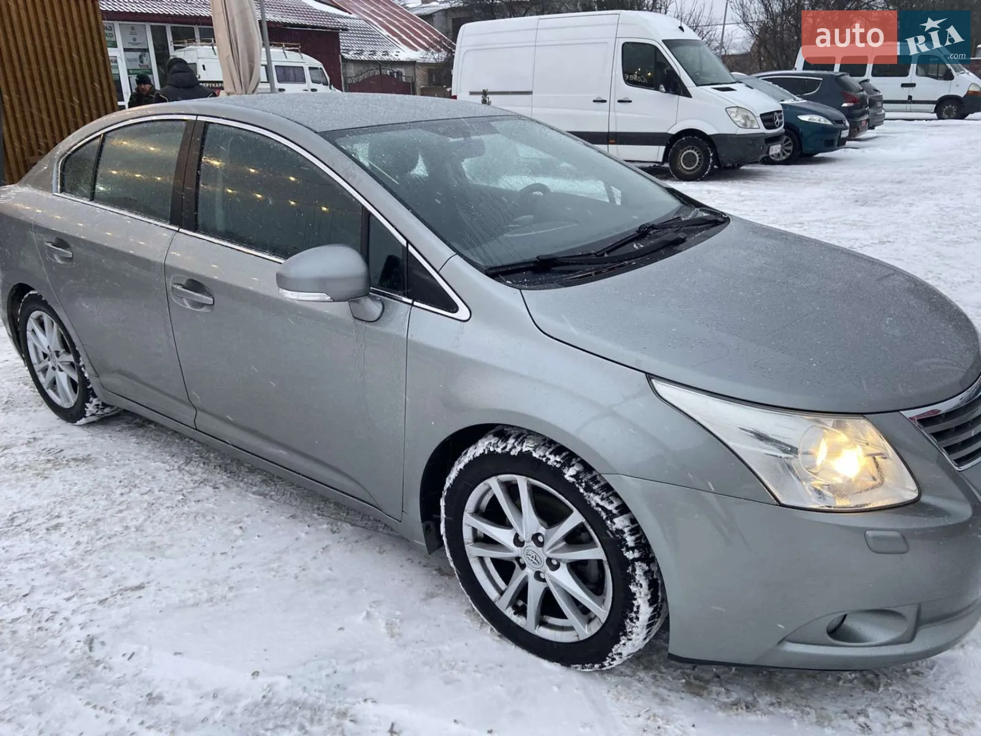 Toyota Avensis, 2010