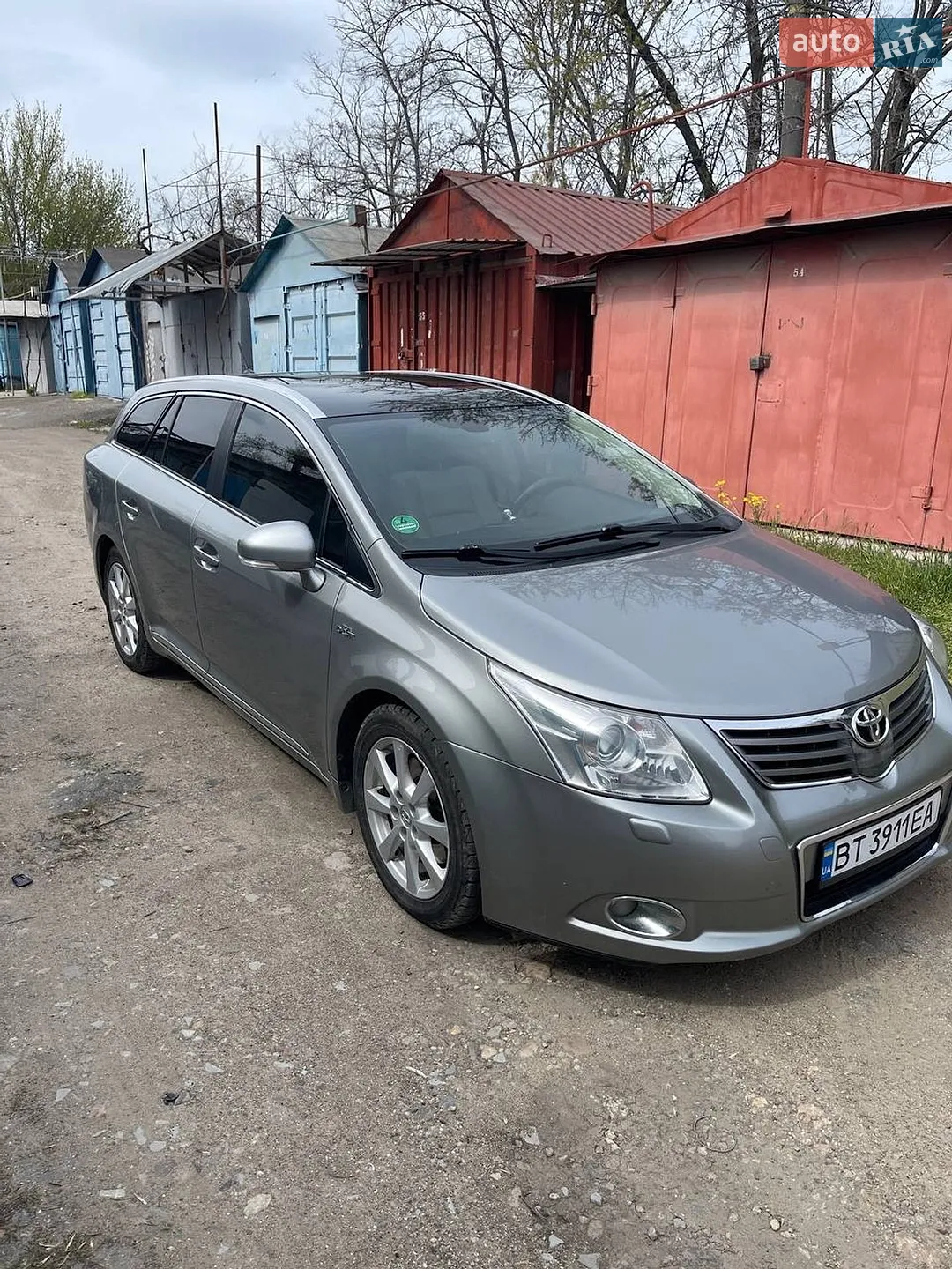 Toyota Avensis, 2010