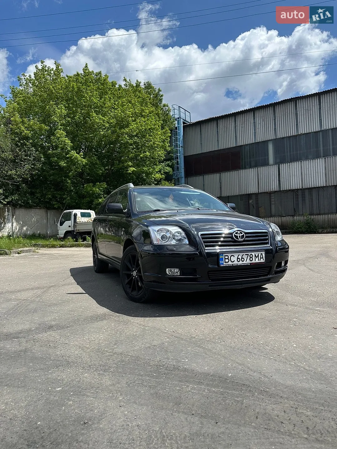 Toyota Avensis, 2004