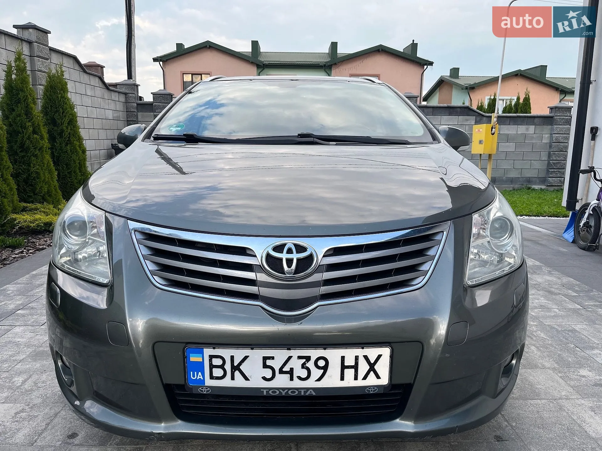 Toyota Avensis, 2009