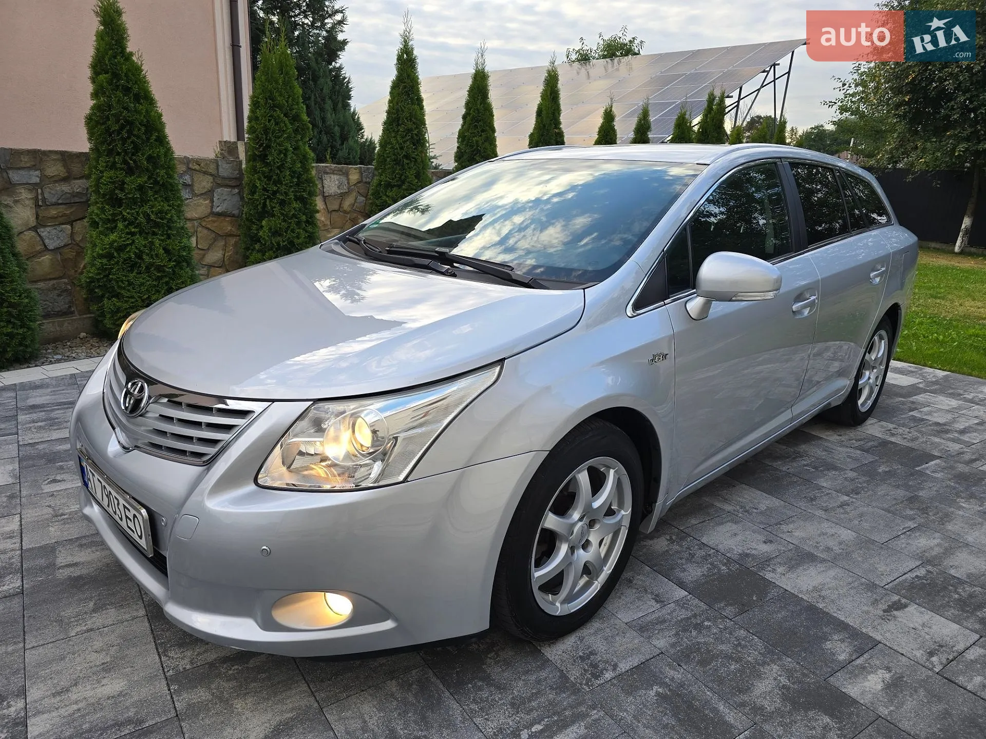 Toyota Avensis, 2010