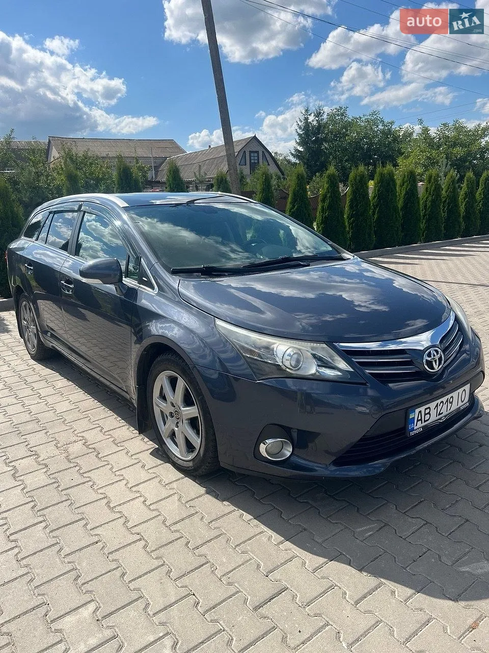 Toyota Avensis, 2012