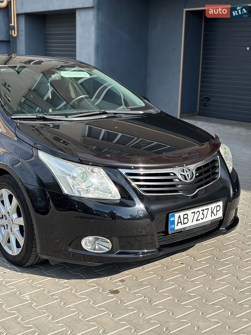Toyota Avensis, 2011