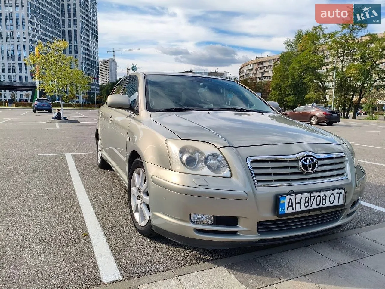 Toyota Avensis, 2004