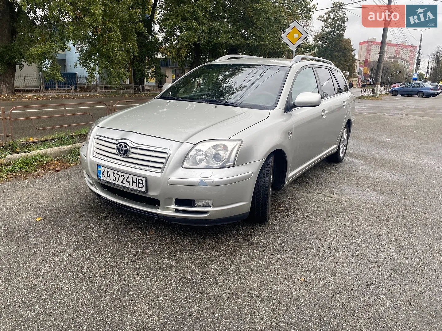 Toyota Avensis, 2003