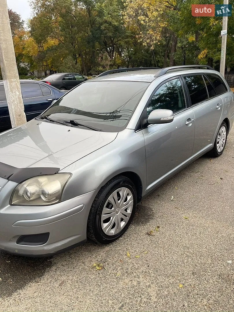 Toyota Avensis, 2008