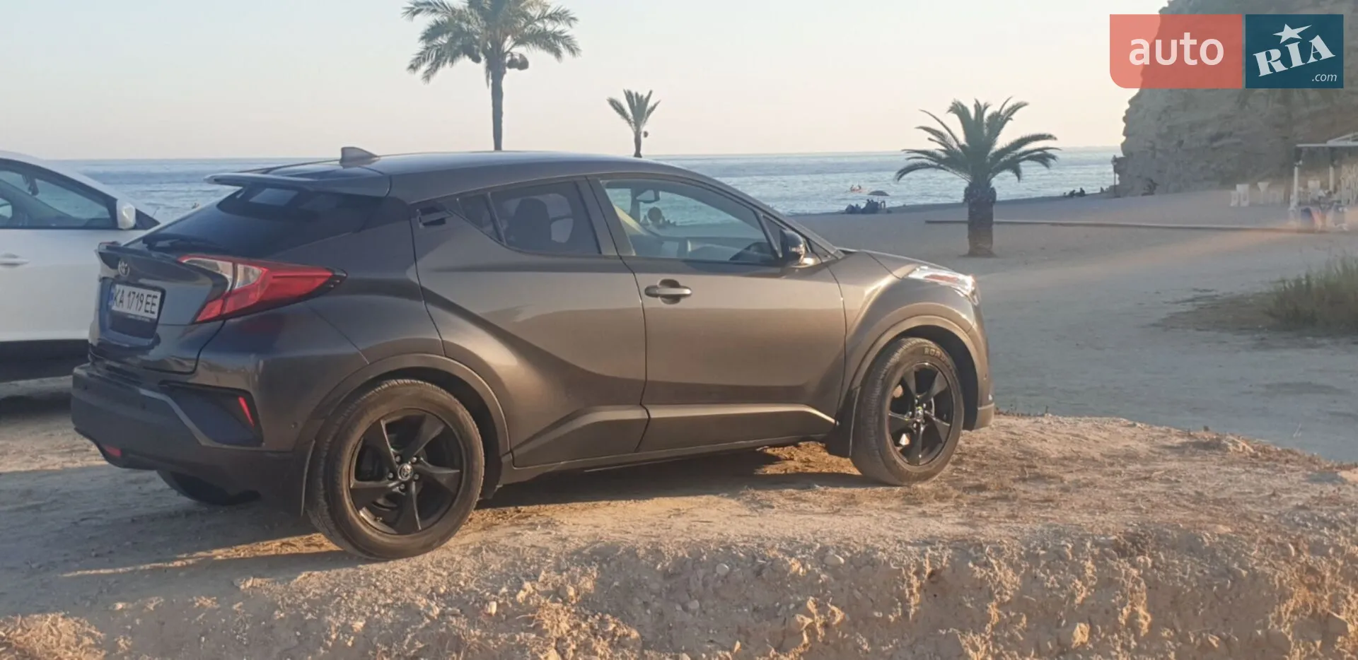 Toyota C-HR, 2017
