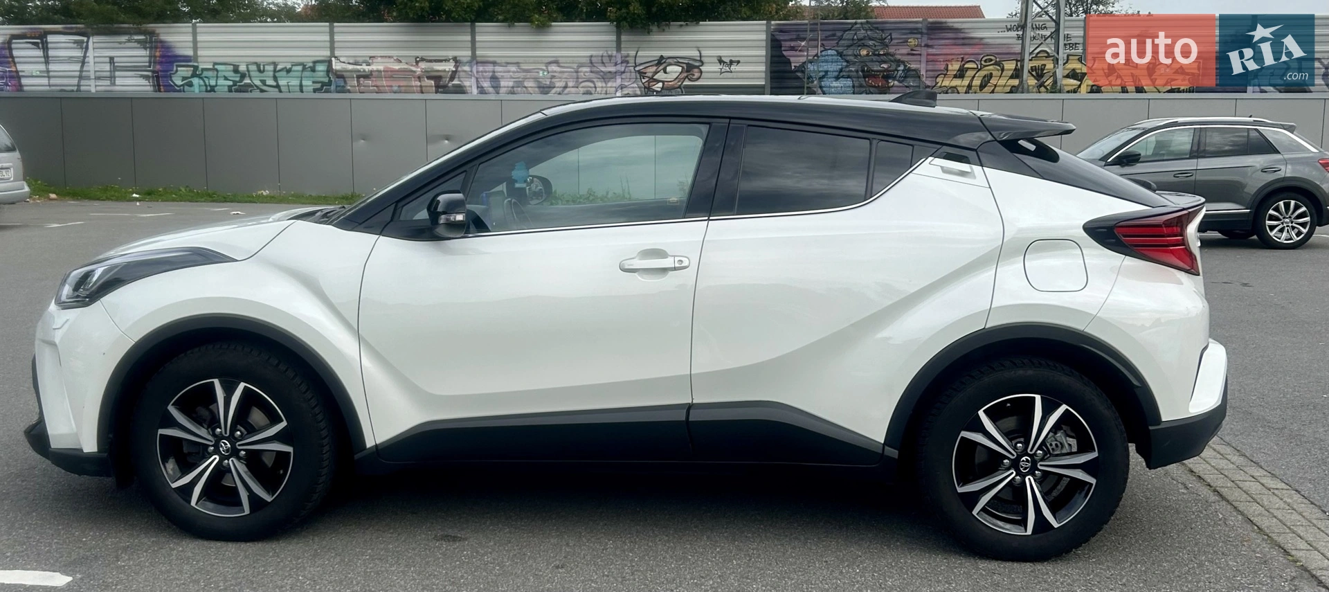 Toyota C-HR, 2019