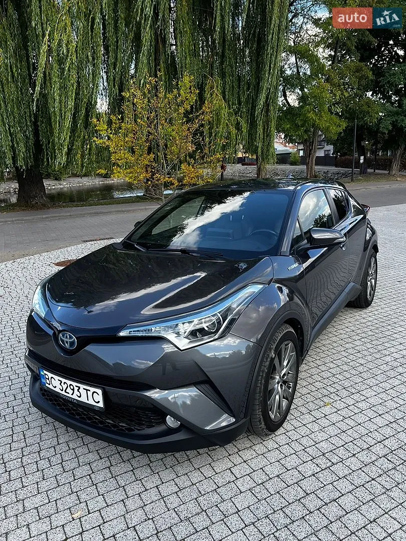 Toyota C-HR, 2016