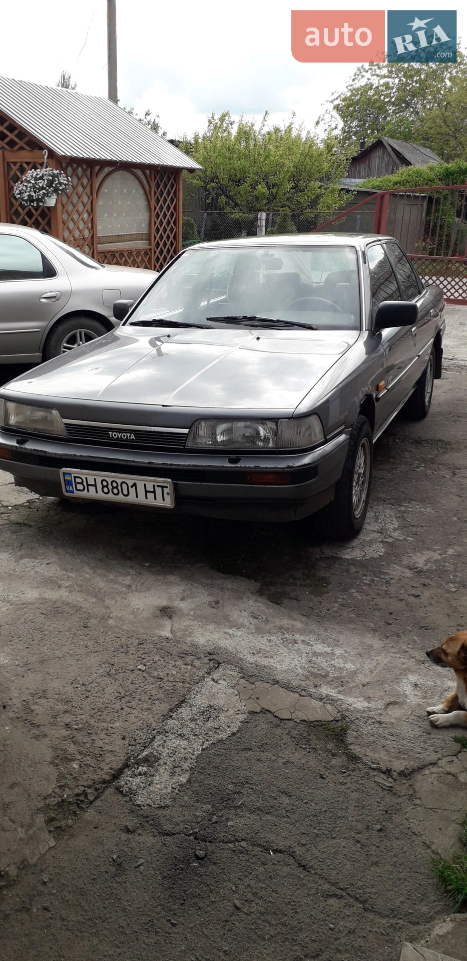 Toyota Camry, 1987