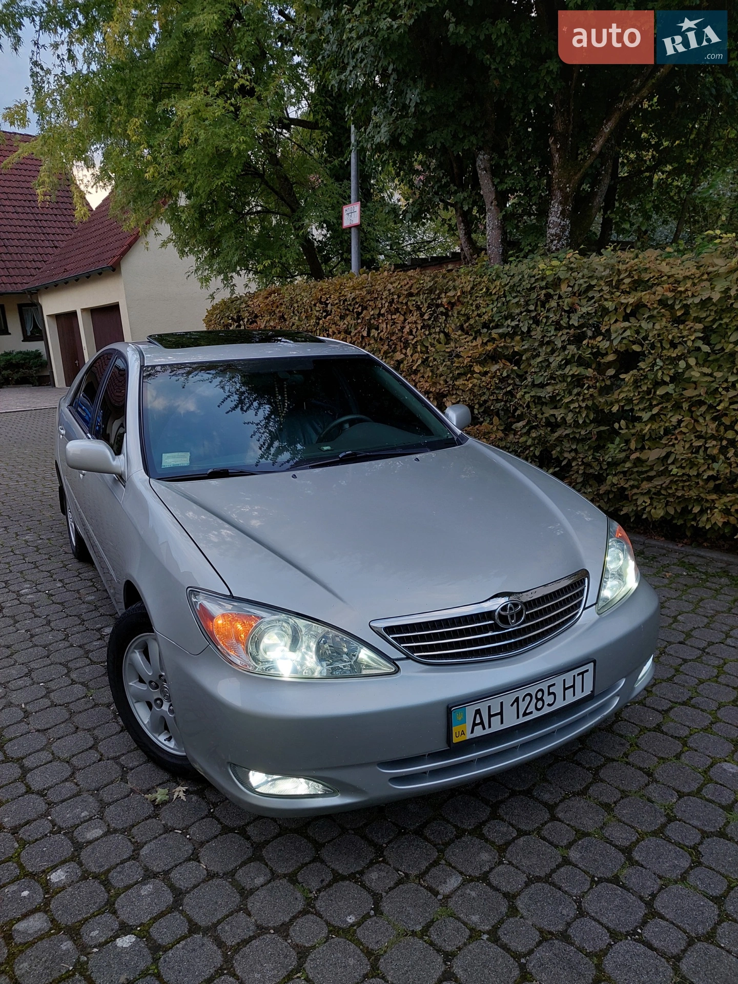 Toyota Camry, 2004
