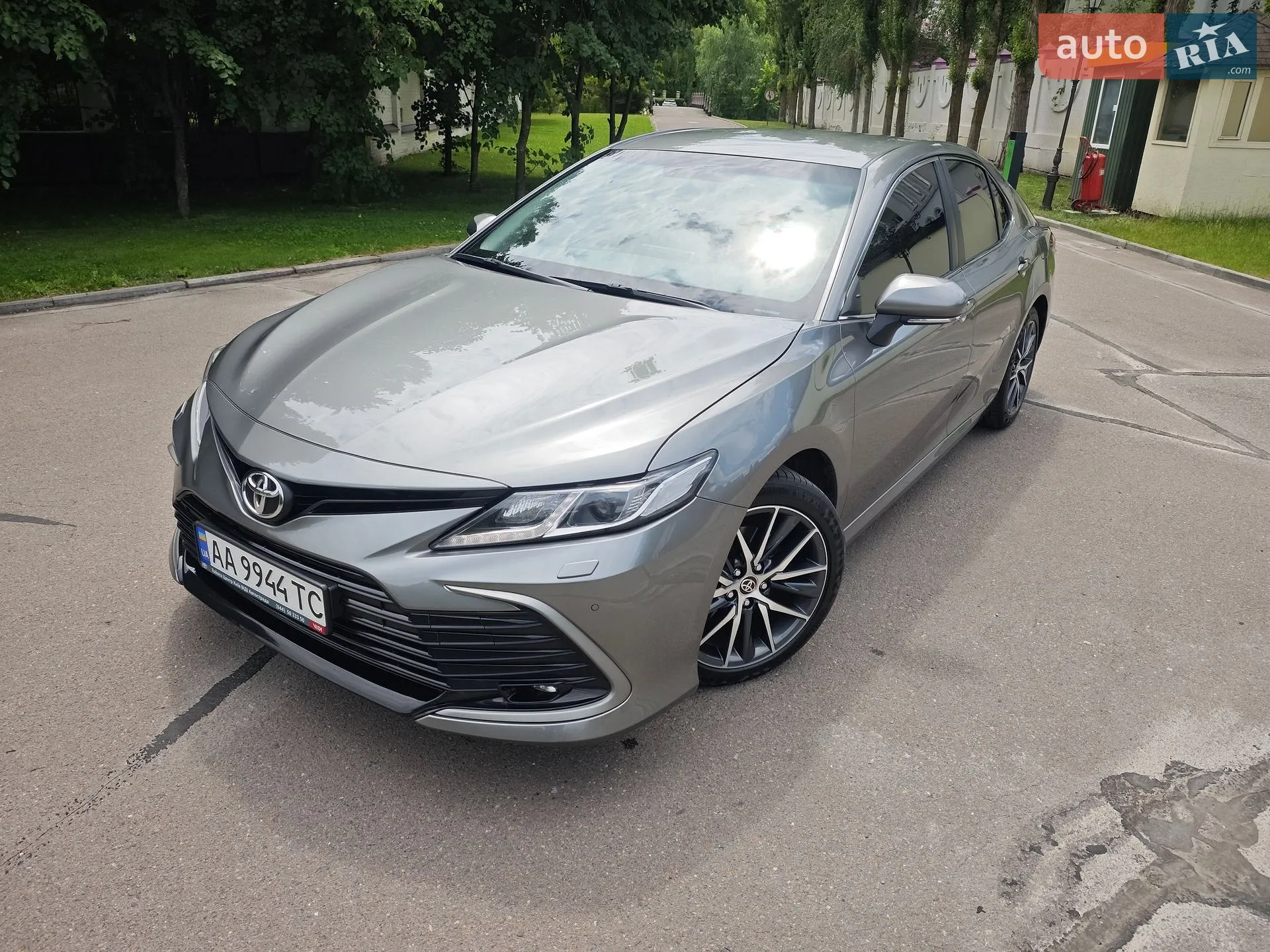 Toyota Camry, 2023