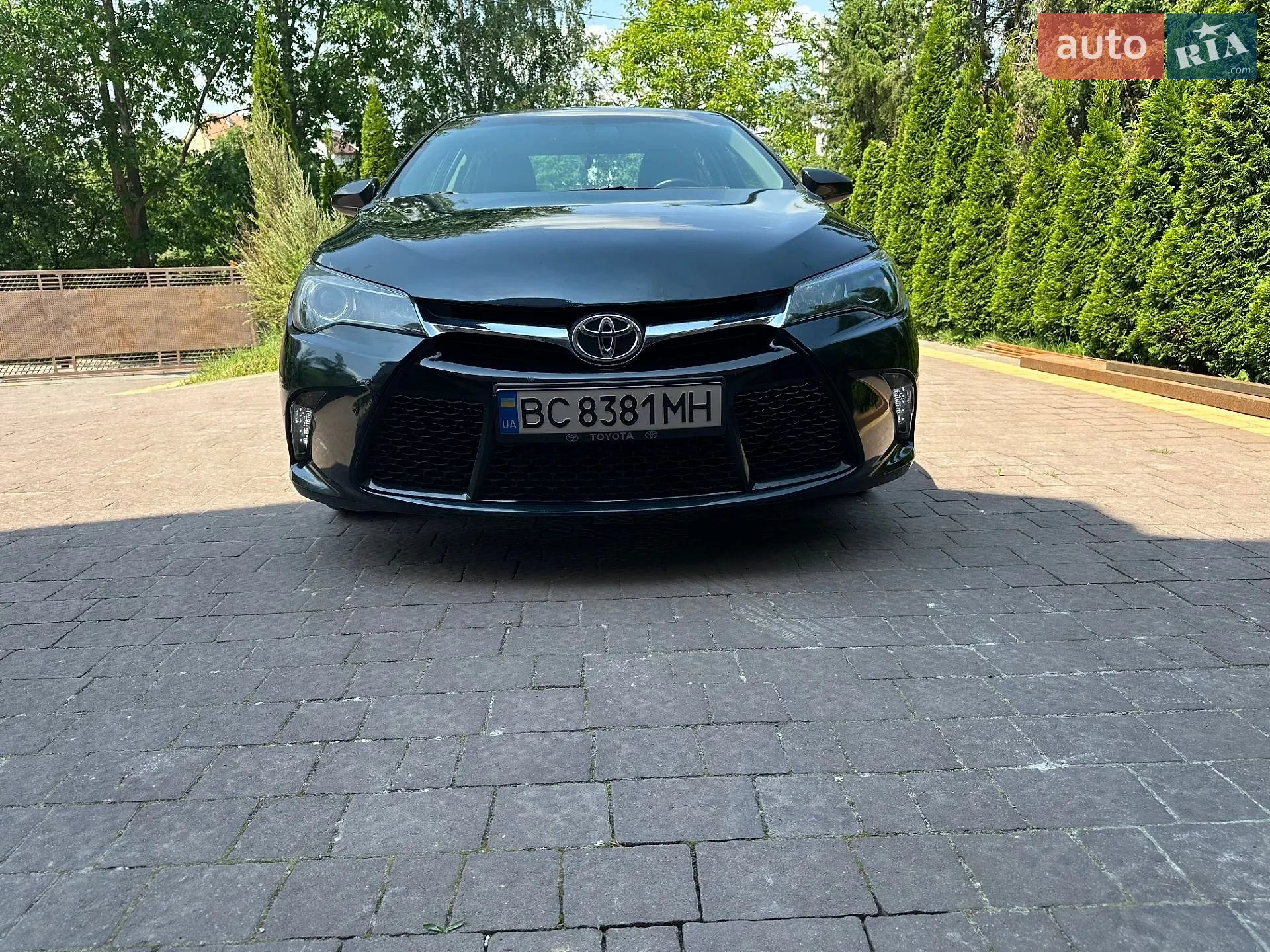 Toyota Camry 2015 — 1