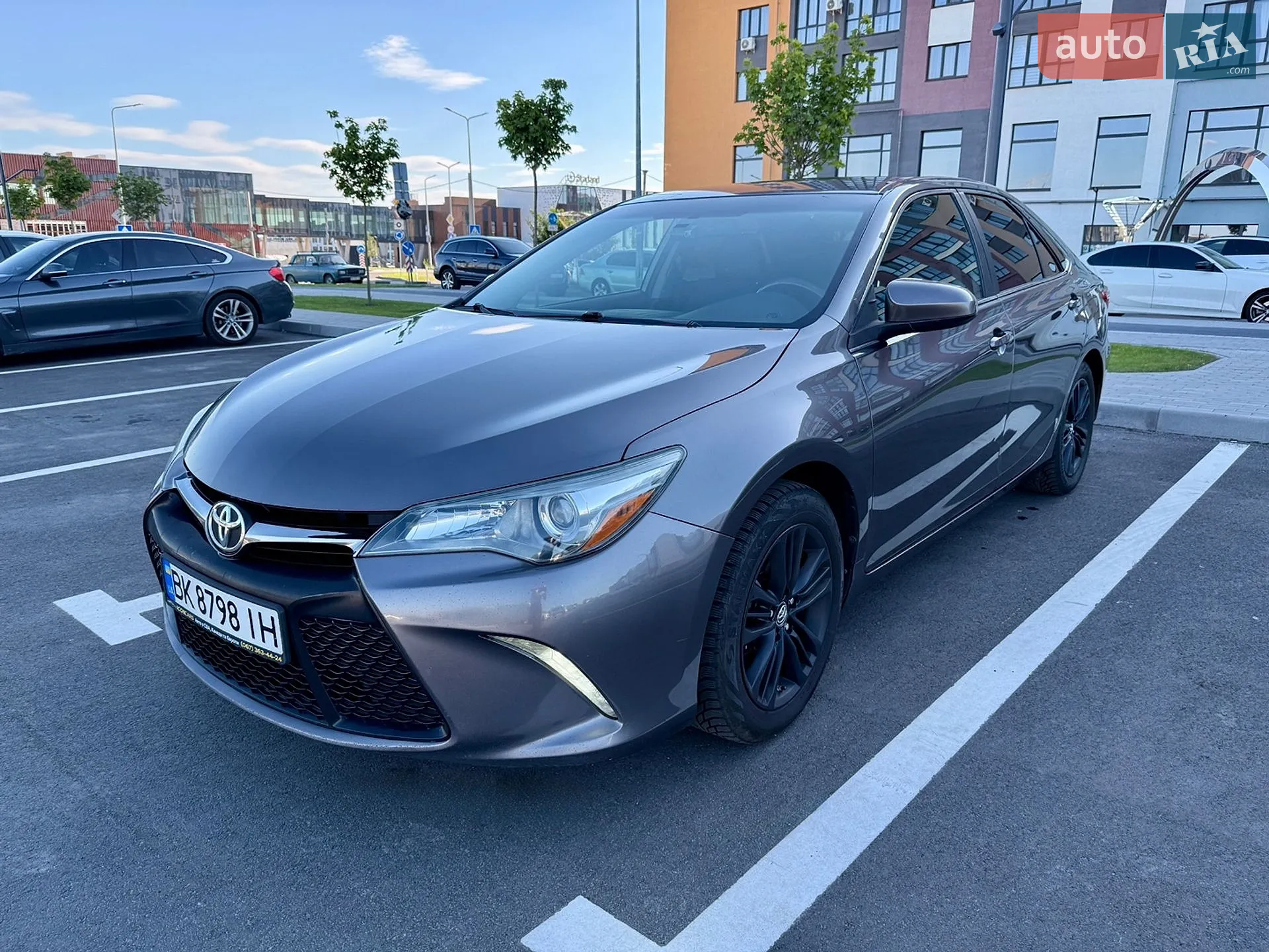Toyota Camry, 2015