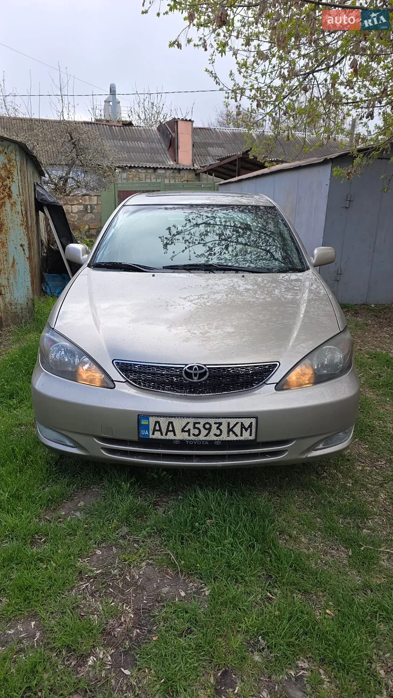 Toyota Camry, 2003