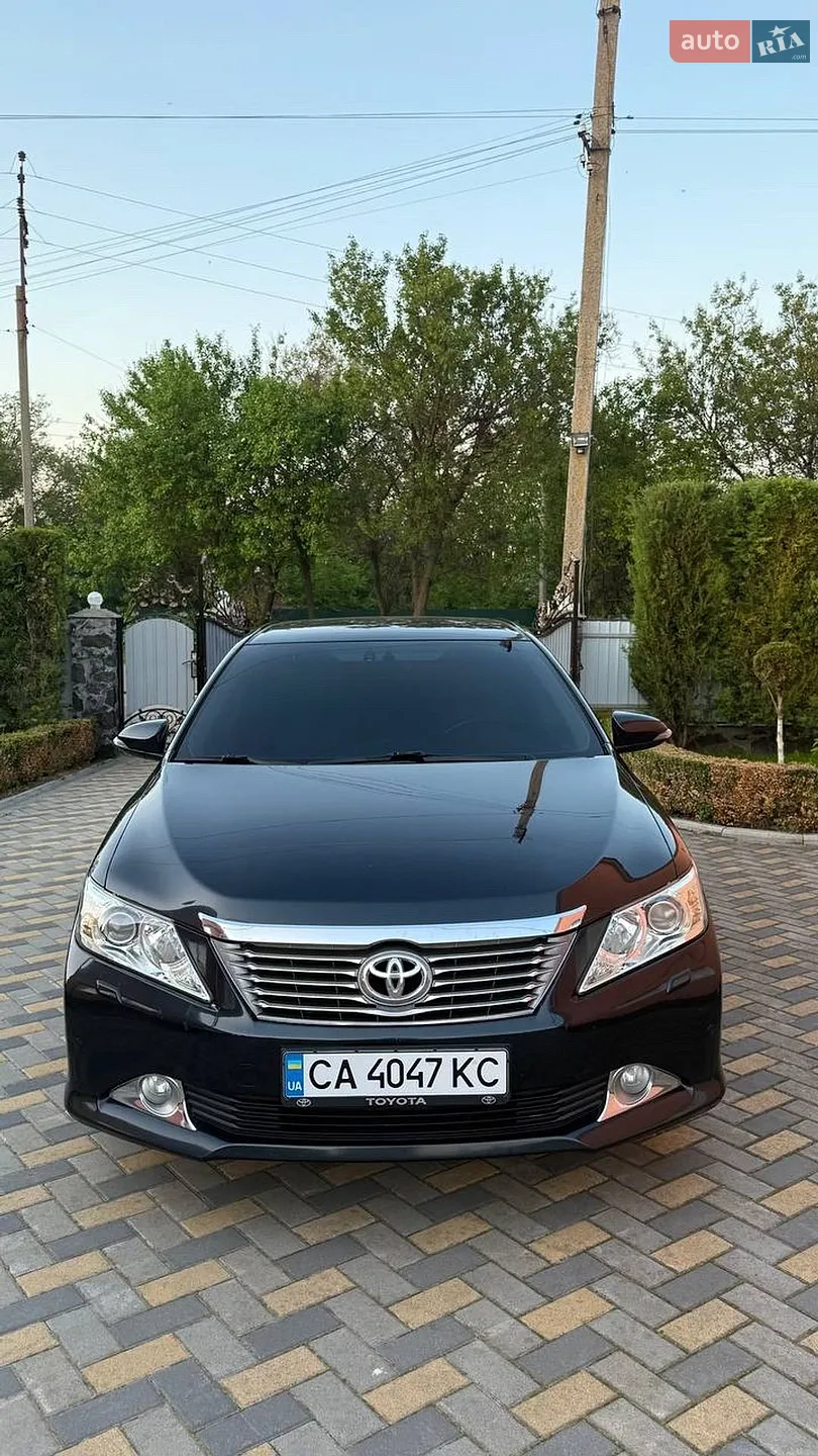 Toyota Camry, 2011