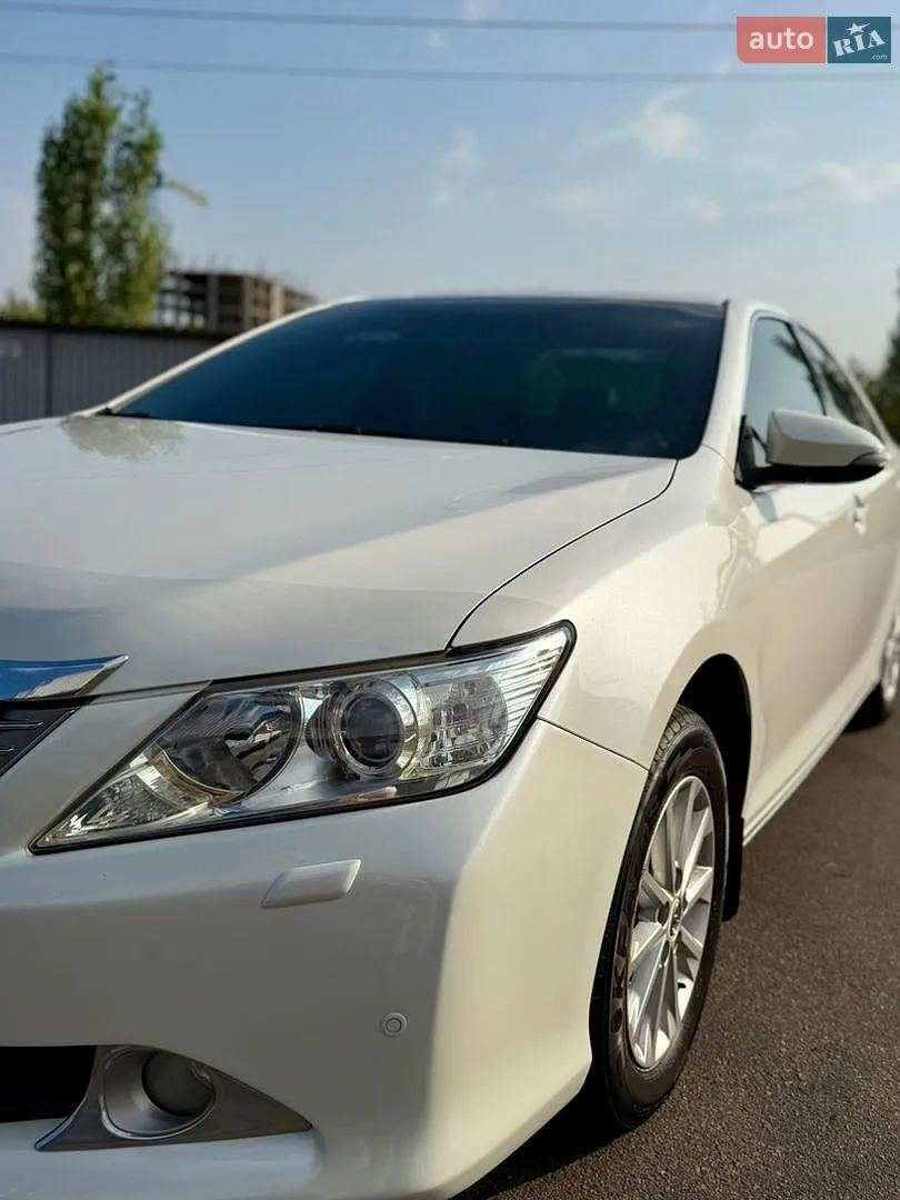 Toyota Camry, 2012