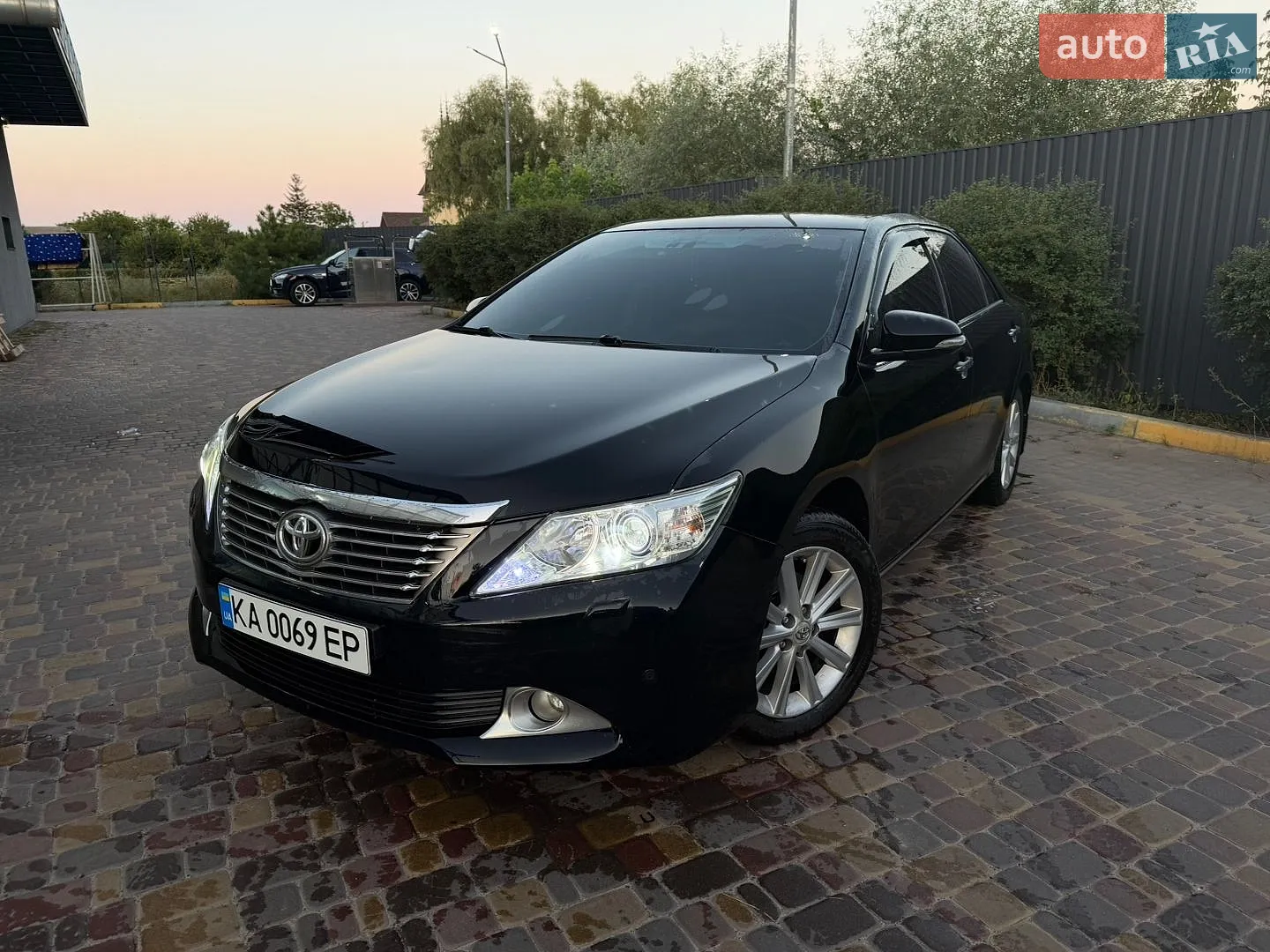 Toyota Camry, 2012