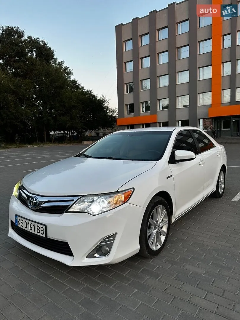 Toyota Camry, 2014