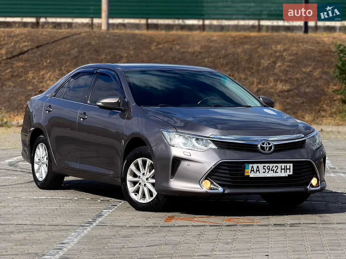Toyota Camry, 2015