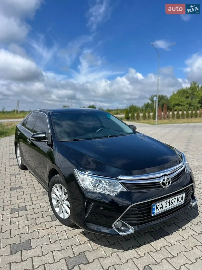 Toyota Camry, 2015