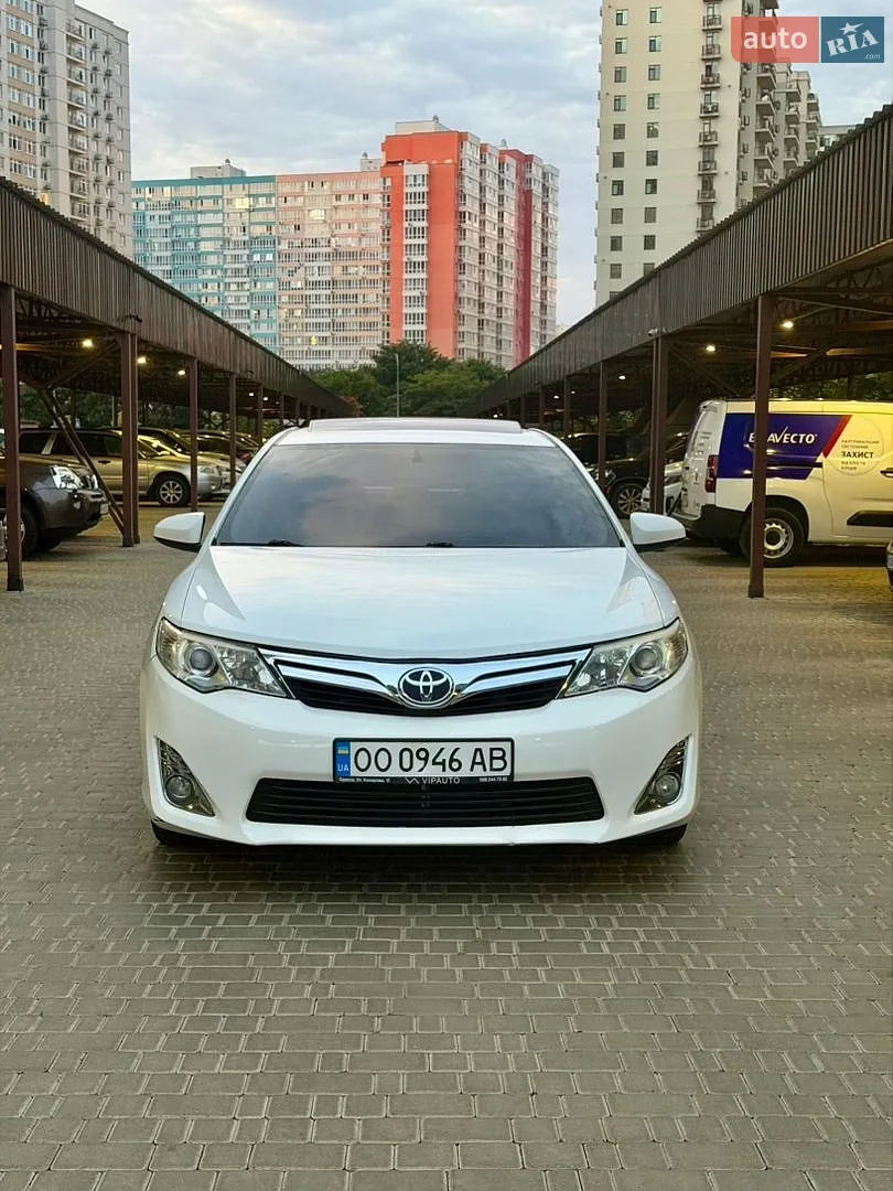 Toyota Camry, 2012