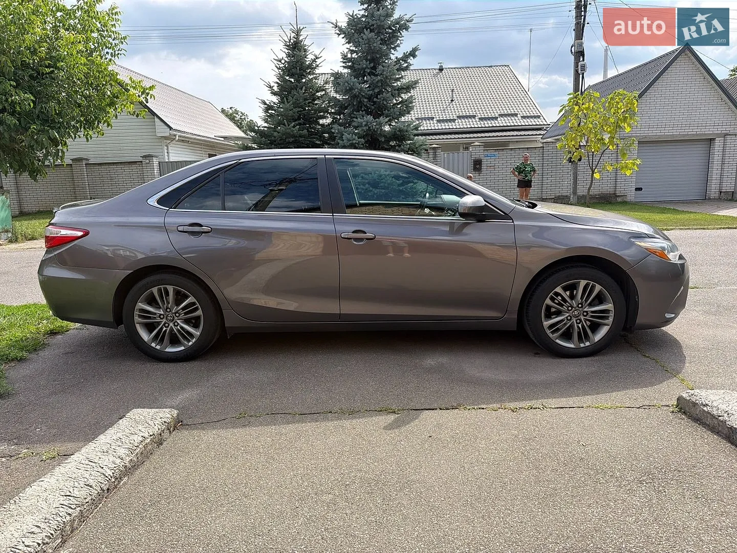 Toyota Camry, 2016