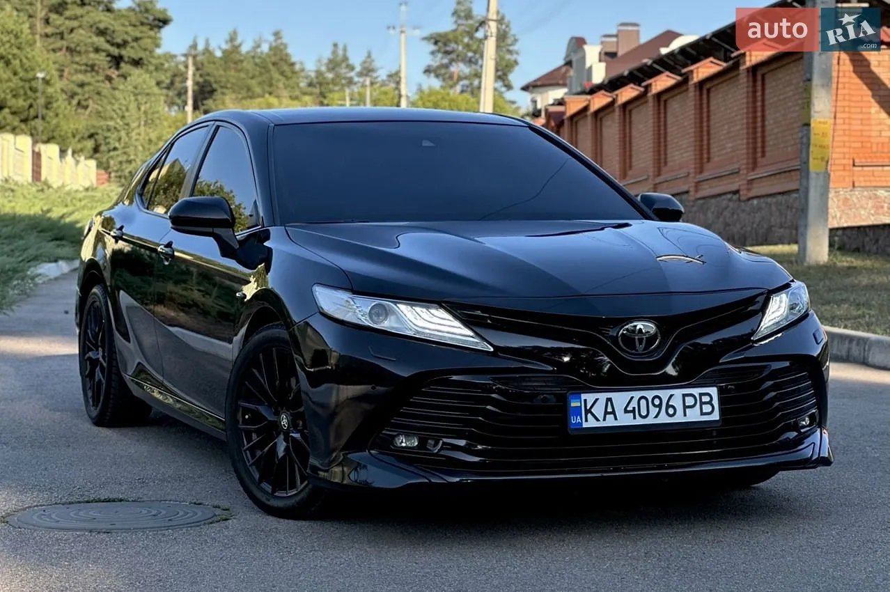Toyota Camry, 2017