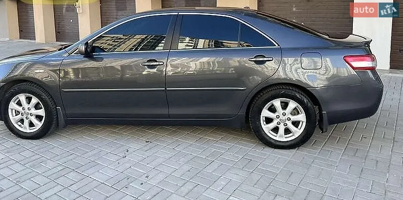 Toyota Camry, 2010