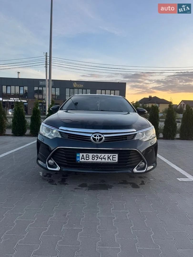 Toyota Camry, 2017