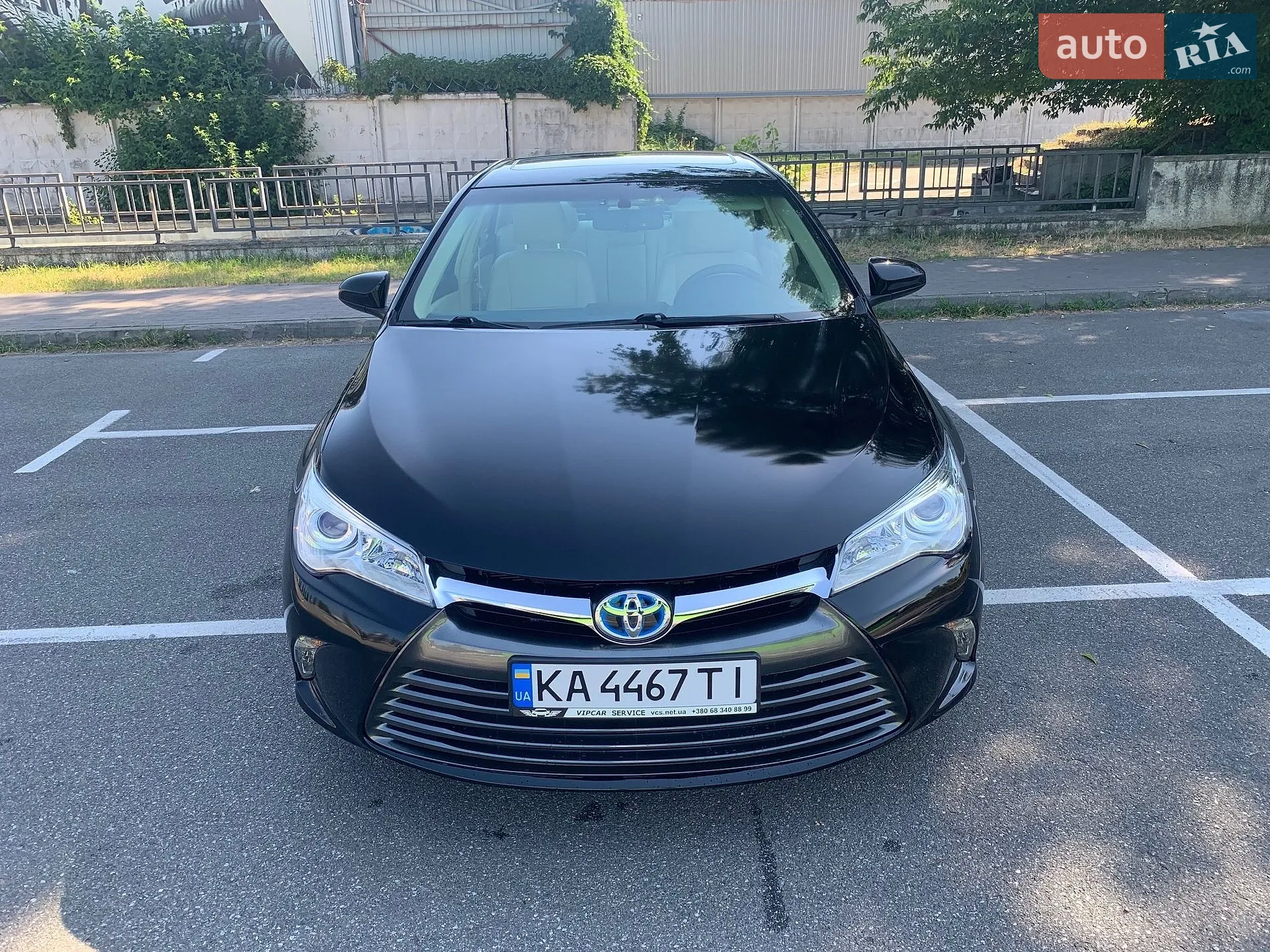 Toyota Camry, 2016