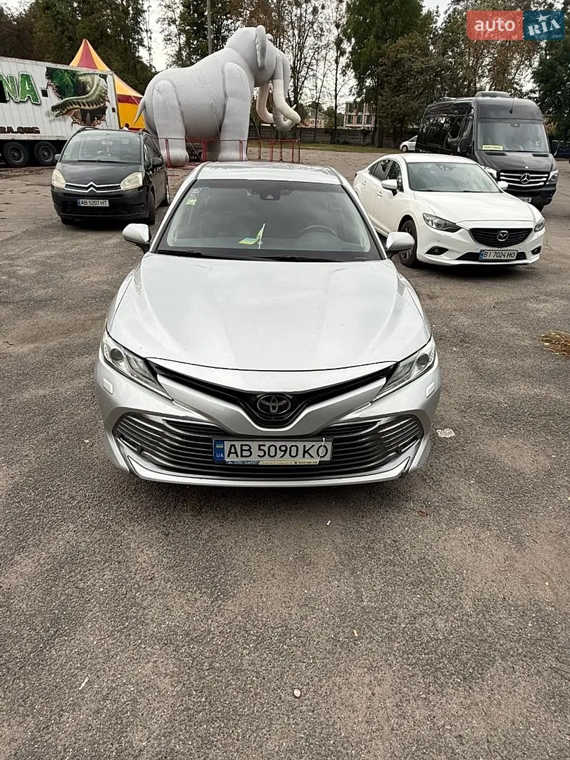 Toyota Camry, 2017