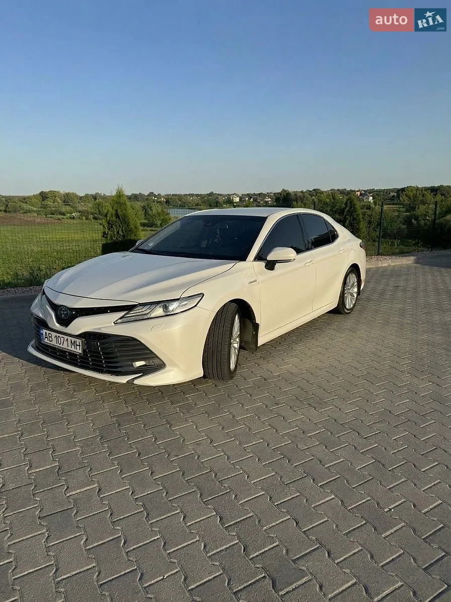 Toyota Camry, 2019
