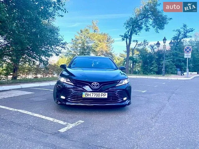 Toyota Camry, 2018