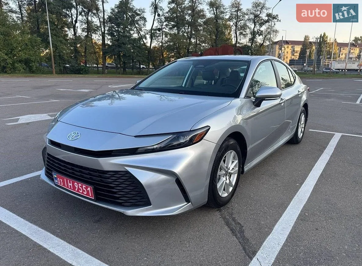 Toyota Camry, 2025