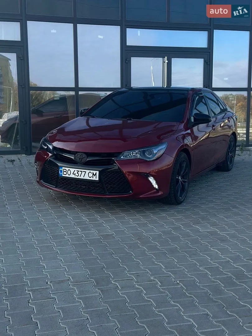 Toyota Camry, 2015