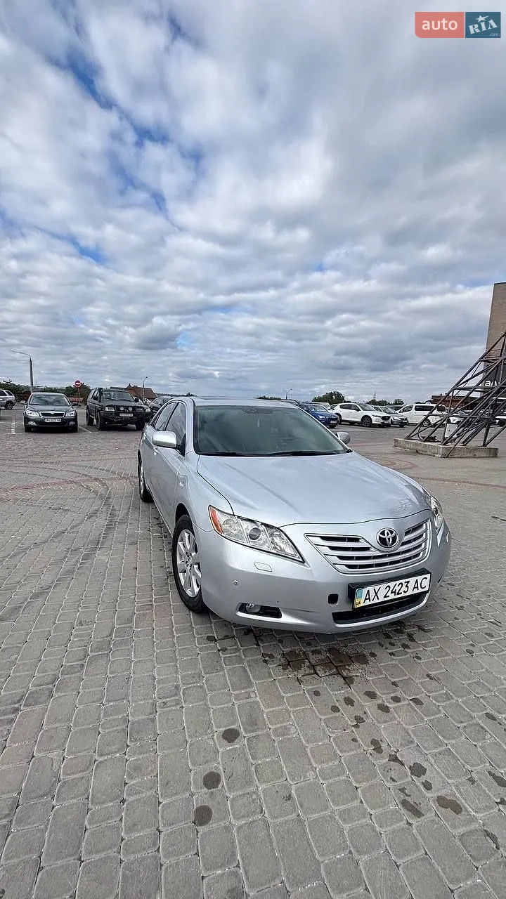 Toyota Camry, 2007