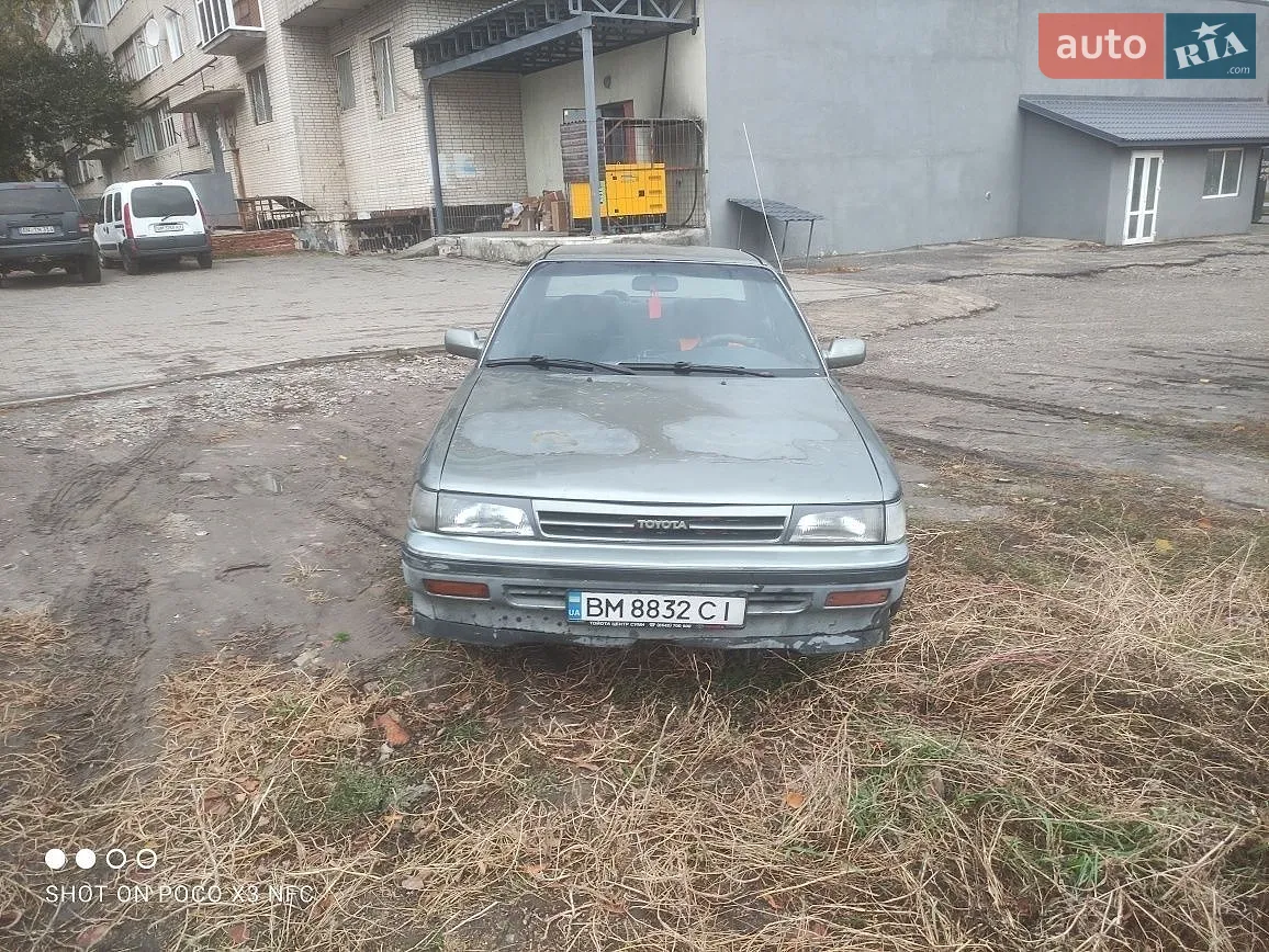 Toyota Carina, 1990