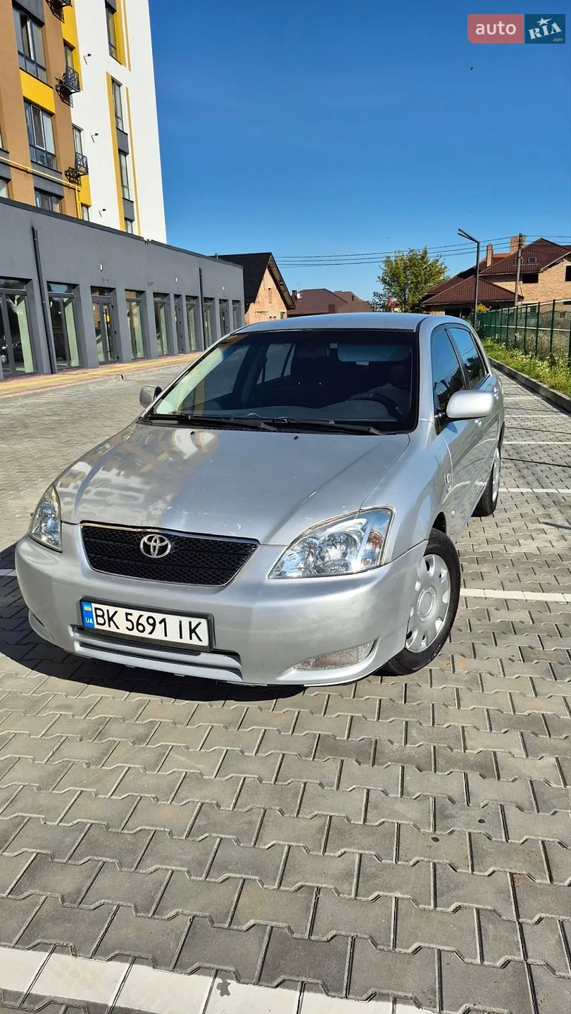 Toyota Corolla, 2002