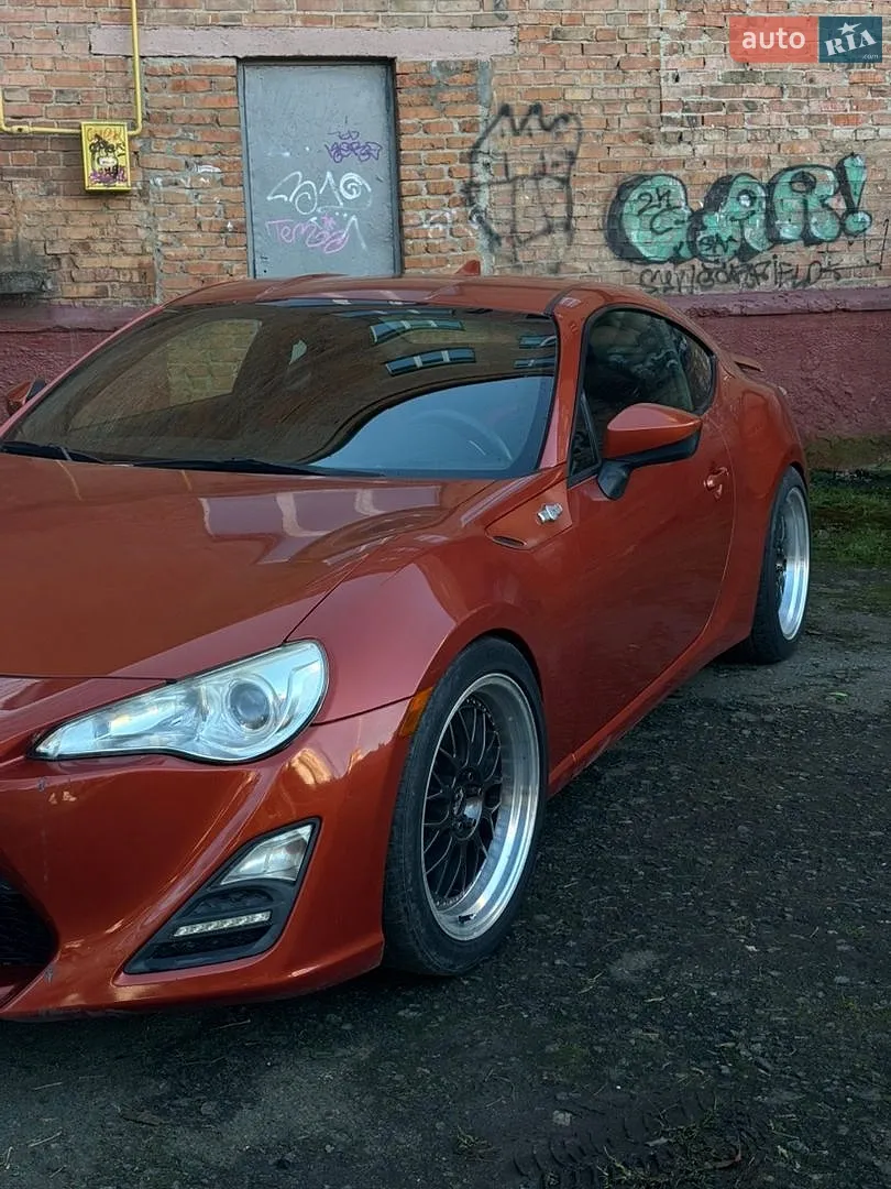 Toyota GT 86, 2015